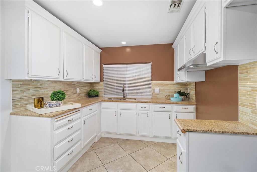 6897 Crest Avenue Property Photo 10