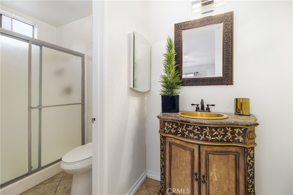 6897 Crest Avenue Property Photo 12