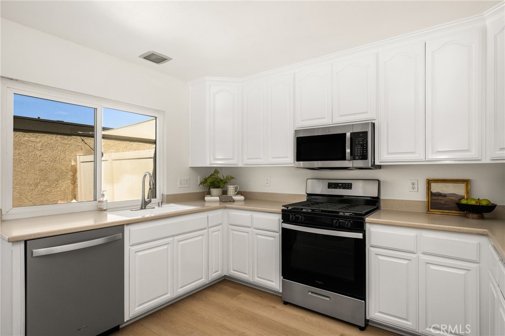 15890 Indies Court Property Photo 4