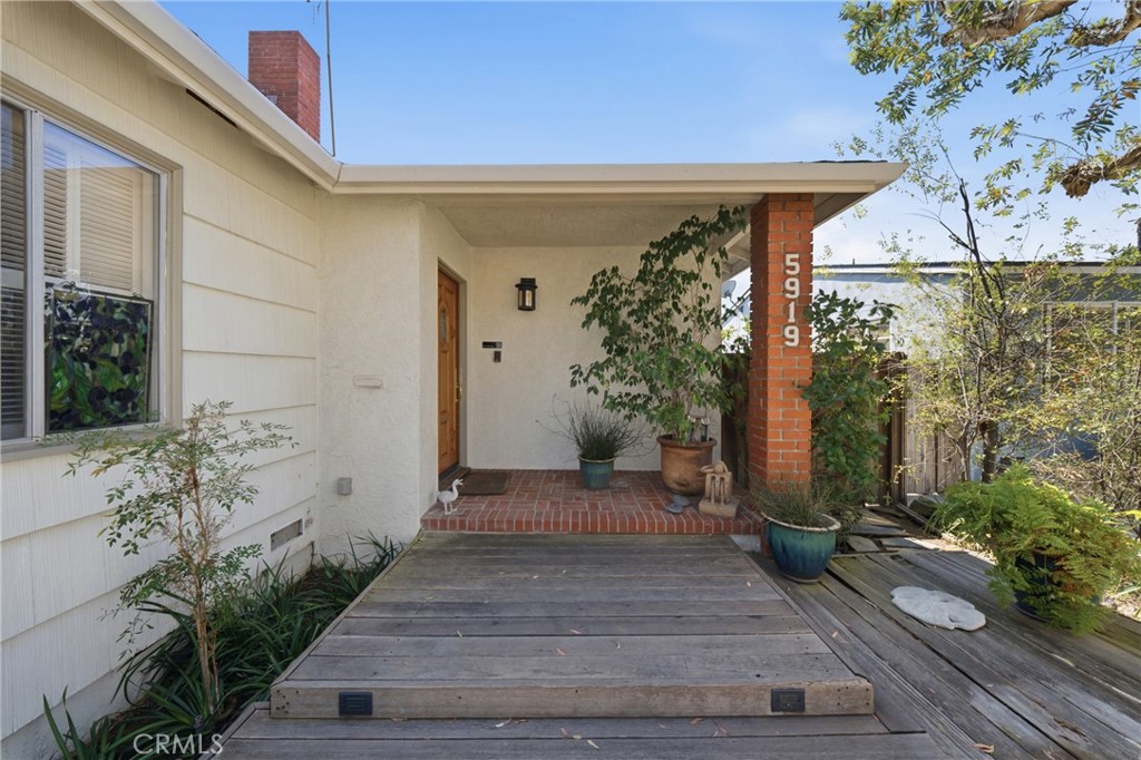 5919 Hill Property Photo 6
