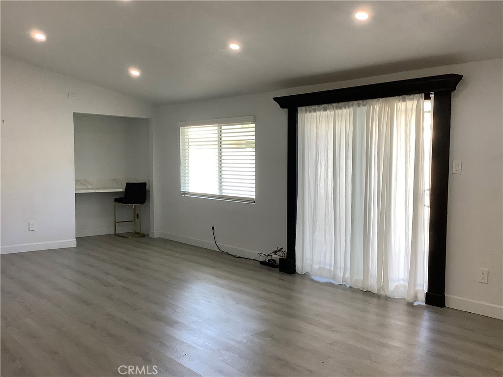 4609 4605 E Agua Property Photo 6
