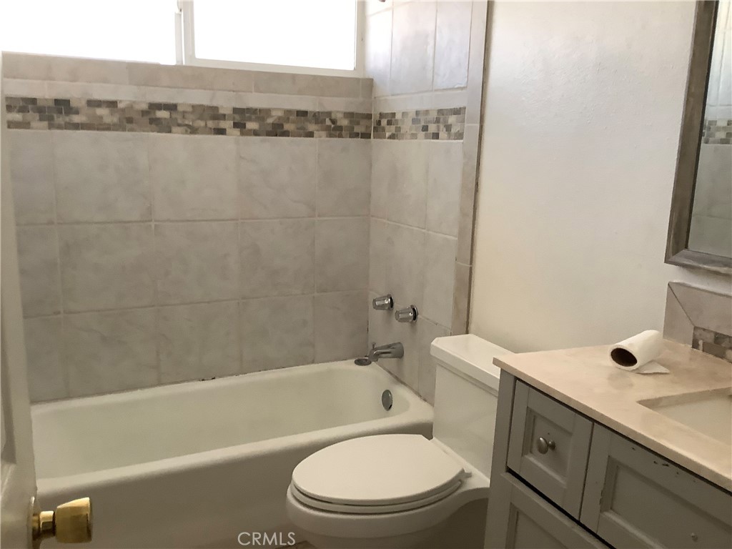 4609 4605 E Agua Property Photo 25