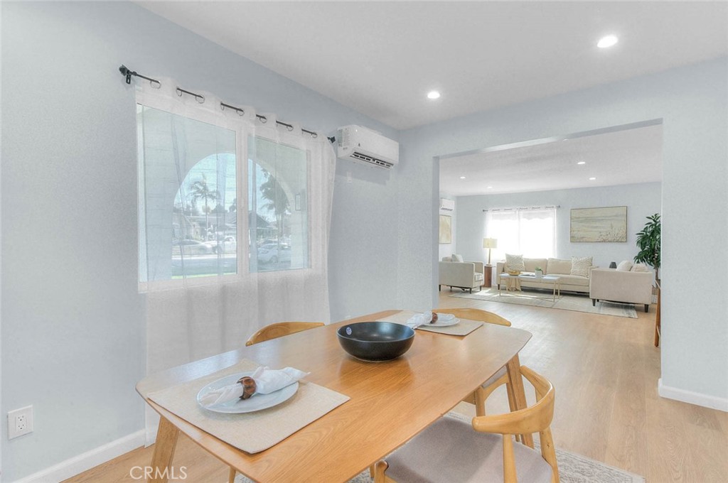 1827 W 76th Property Photo 15