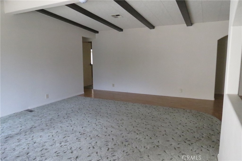 38534 Via Amarilla Property Photo 3