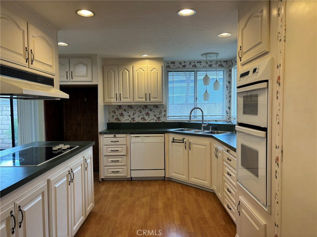 38534 Via Amarilla Property Photo 5