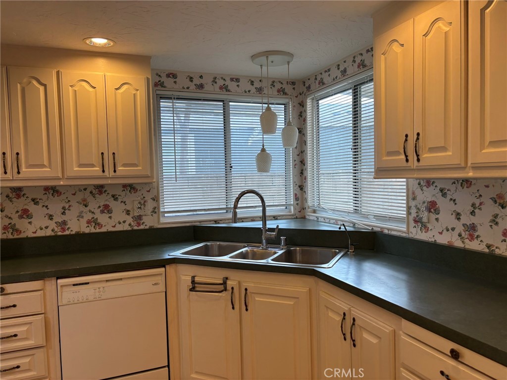 38534 Via Amarilla Property Photo 6