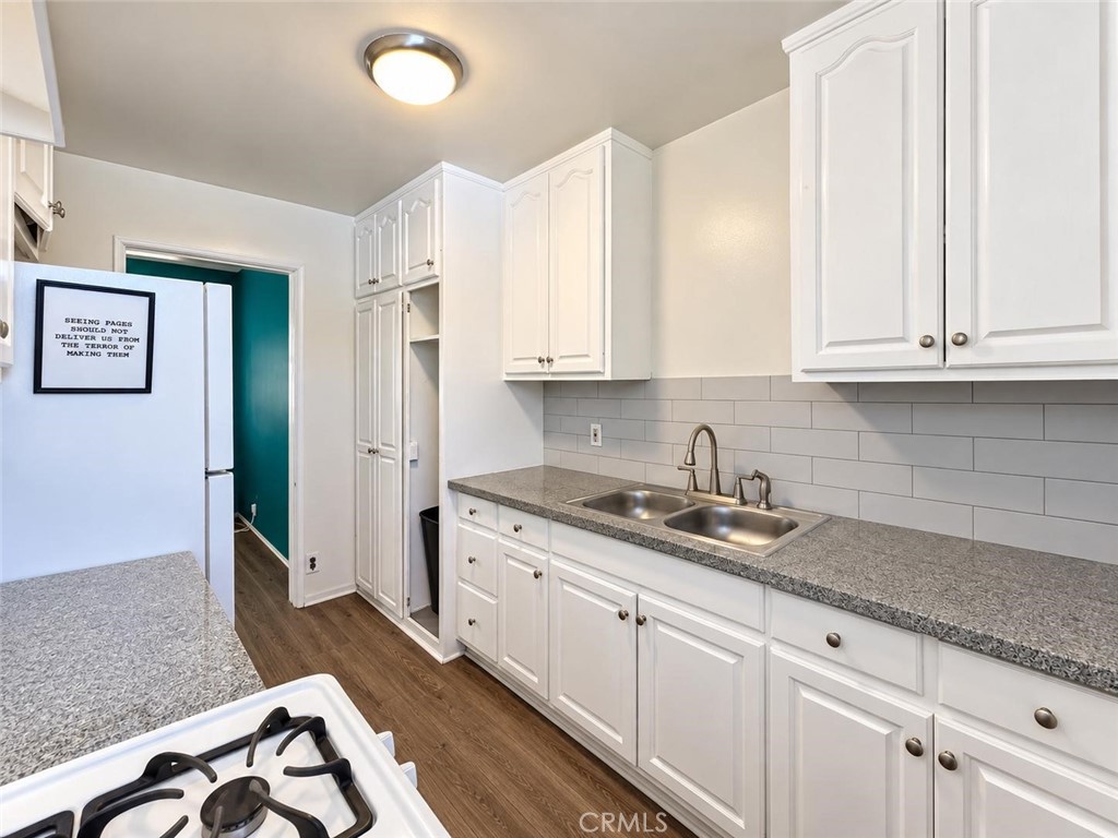 5648 Clemson Street 1/2 Property Photo 10