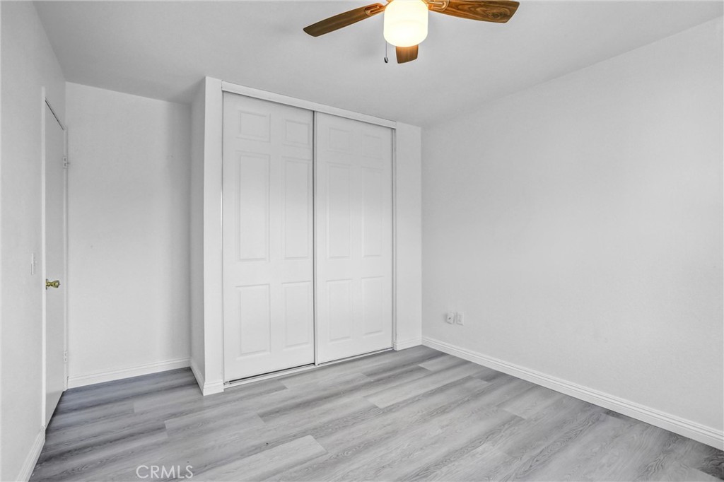 5504 N G Street Property Photo 16