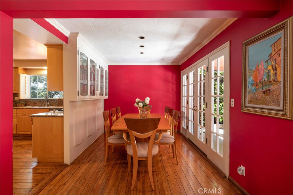 7044 Mammoth Avenue Property Photo 14