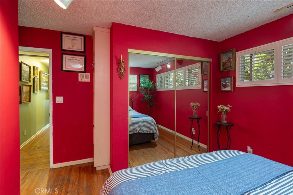7044 Mammoth Avenue Property Photo 29
