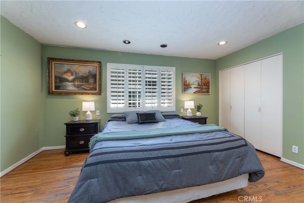7044 Mammoth Avenue Property Photo 30