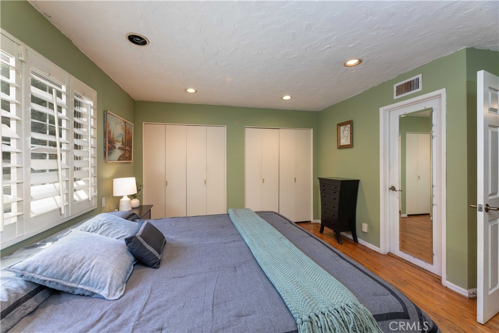 7044 Mammoth Avenue Property Photo 31