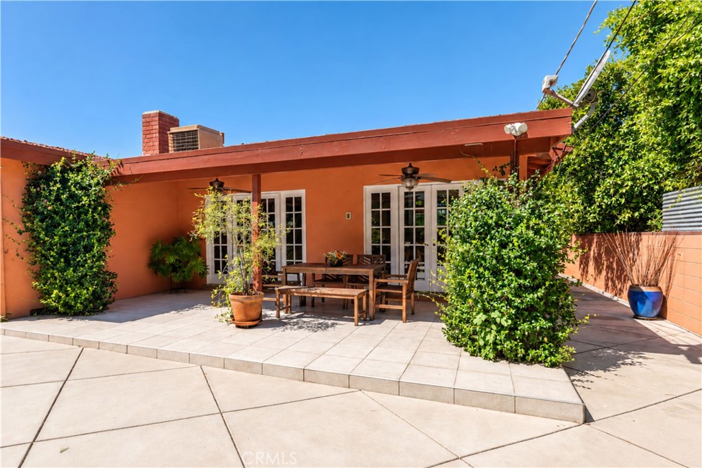 7044 Mammoth Avenue Property Photo 41