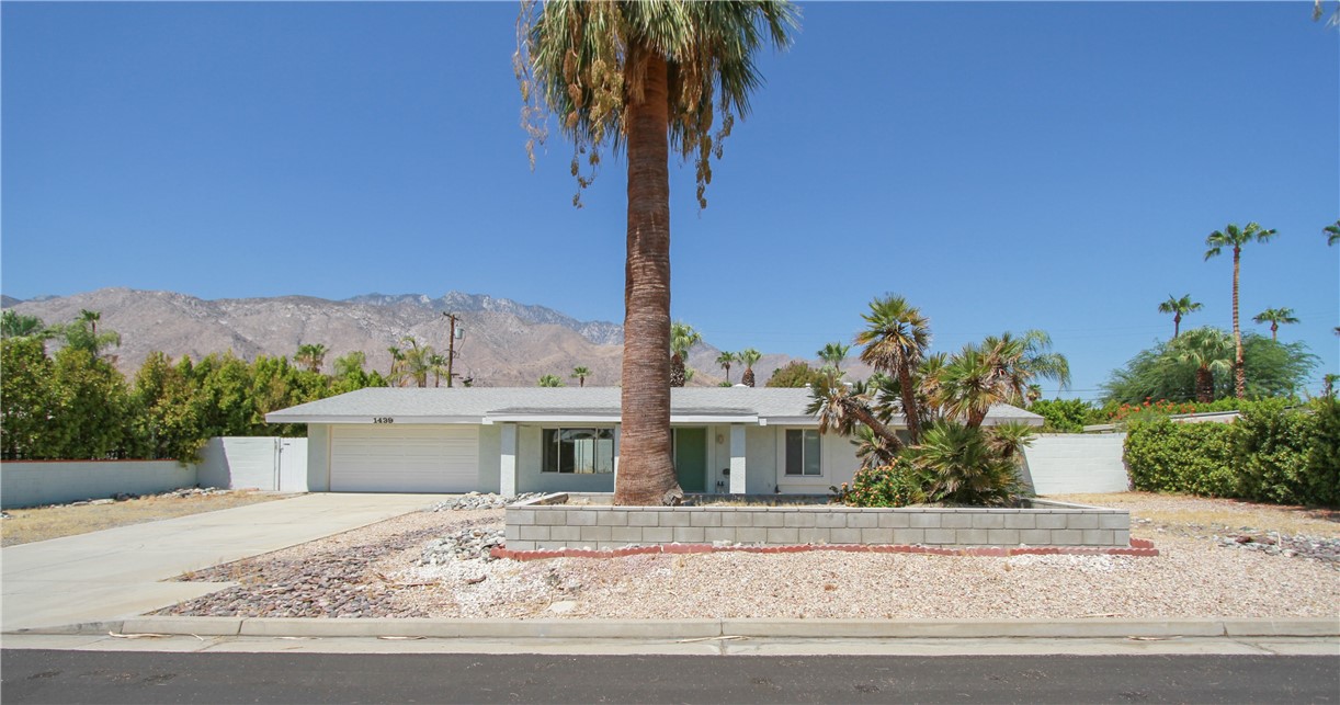 1439 N Opuntia Road Property Photo 1