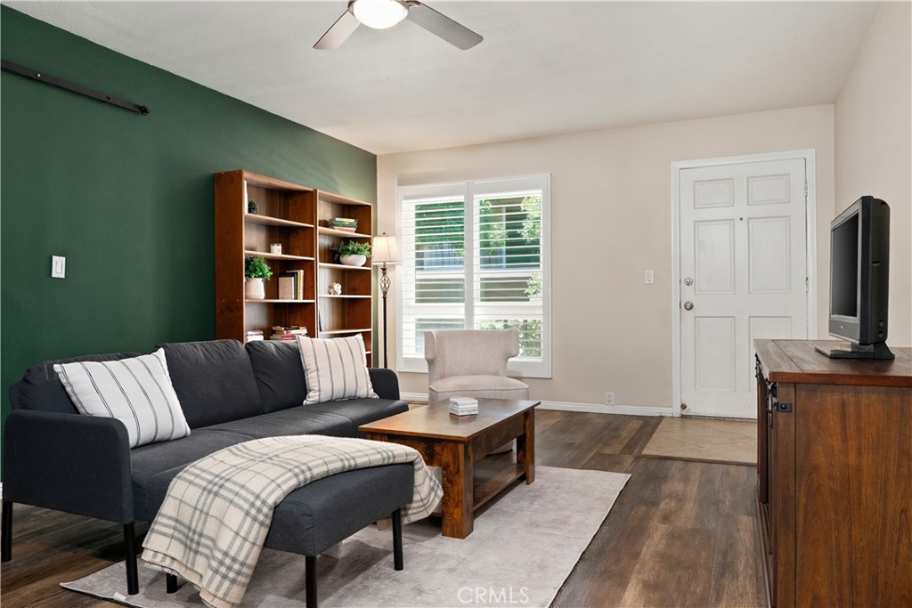 660 S Glassell Street Property Photo 2