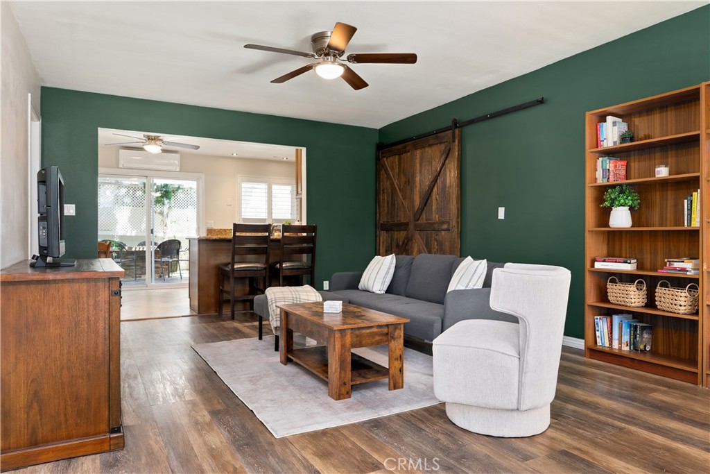 660 S Glassell Street Property Photo 4