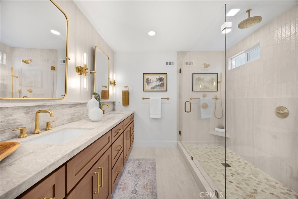 324 Swanee Property Photo 29