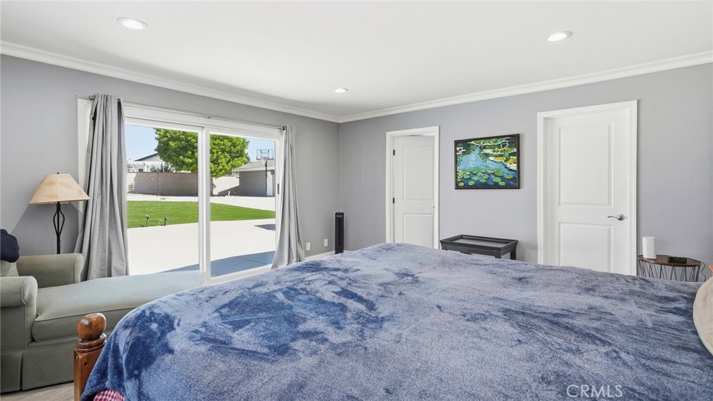 5560 Mountain View Avenue Property Photo 21