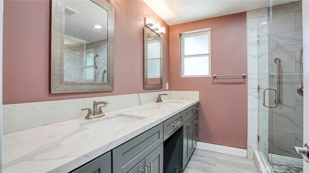 5560 Mountain View Avenue Property Photo 34