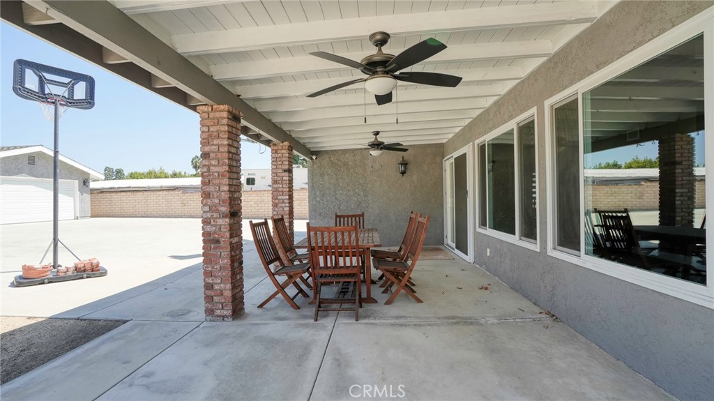 5560 Mountain View Avenue Property Photo 39