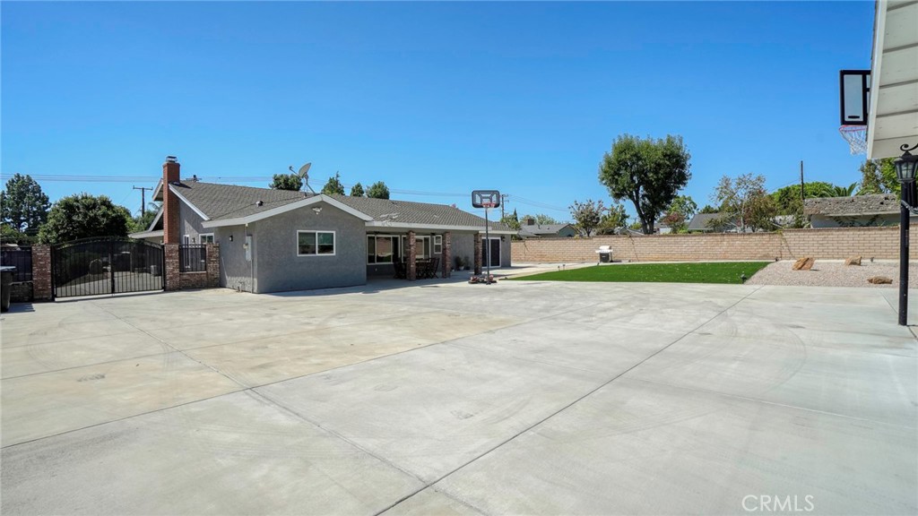 5560 Mountain View Avenue Property Photo 42