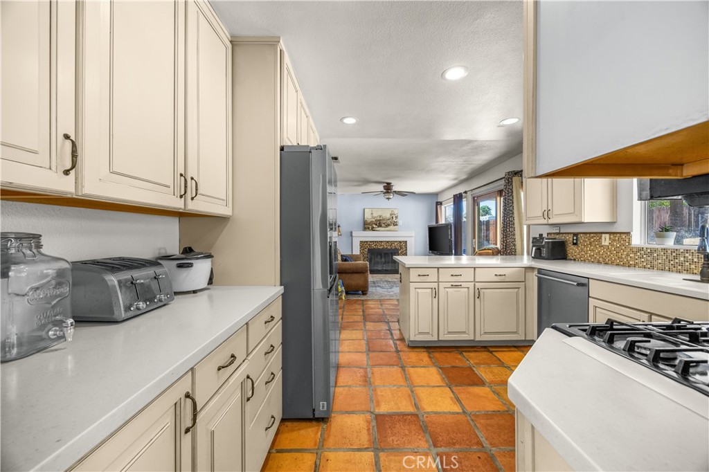 6990 Loma Vista Property Photo 12