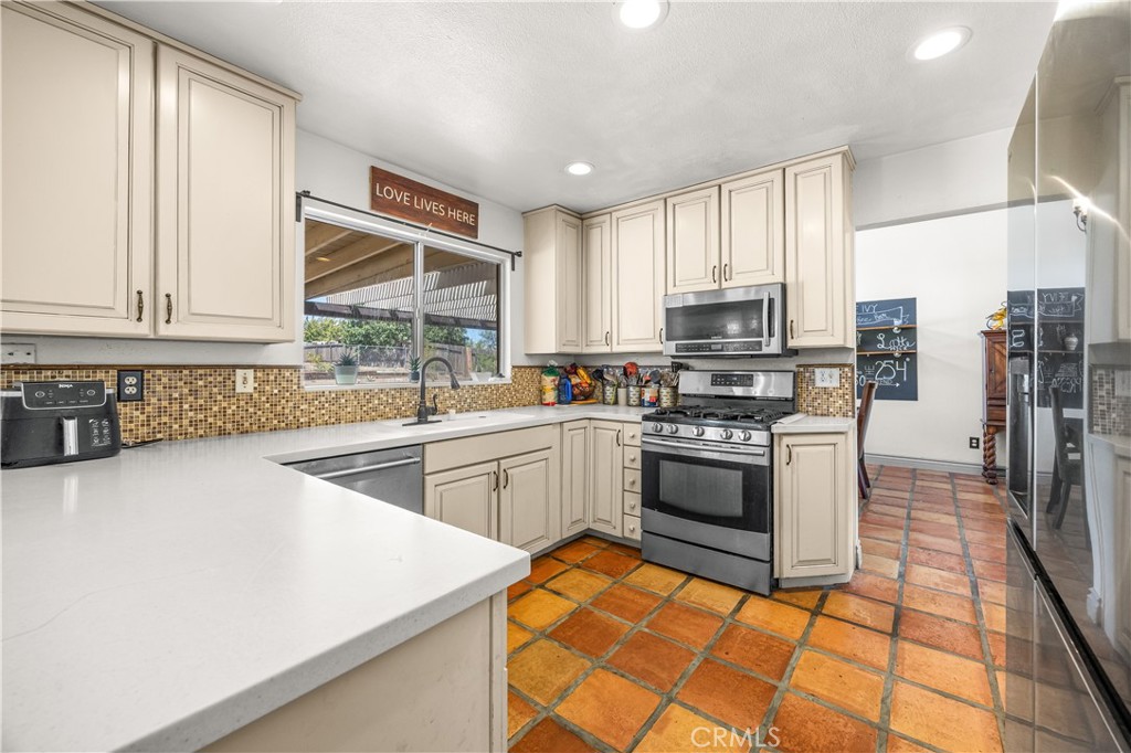 6990 Loma Vista Property Photo 15