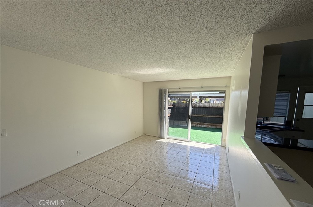 4728 Larwin Avenue Property Photo 3
