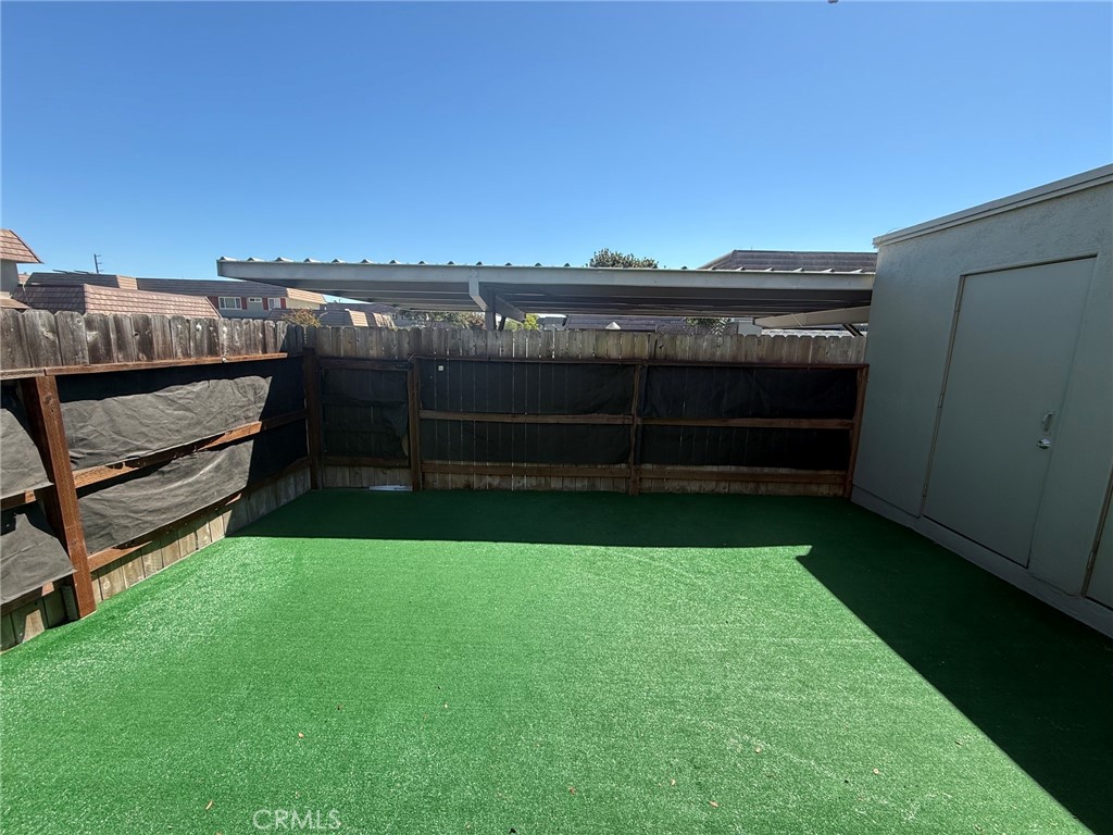 4728 Larwin Avenue Property Photo 11