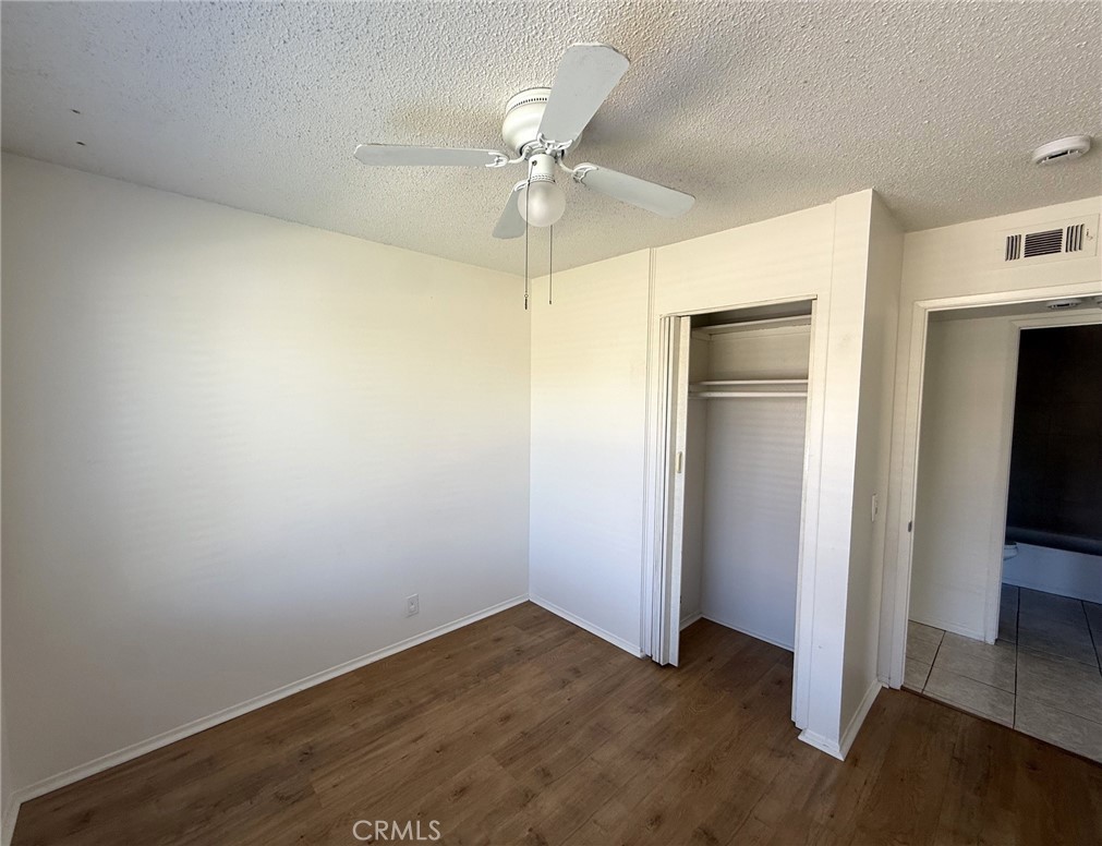 4728 Larwin Avenue Property Photo 18