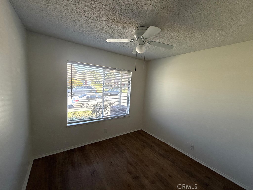 4728 Larwin Avenue Property Photo 21