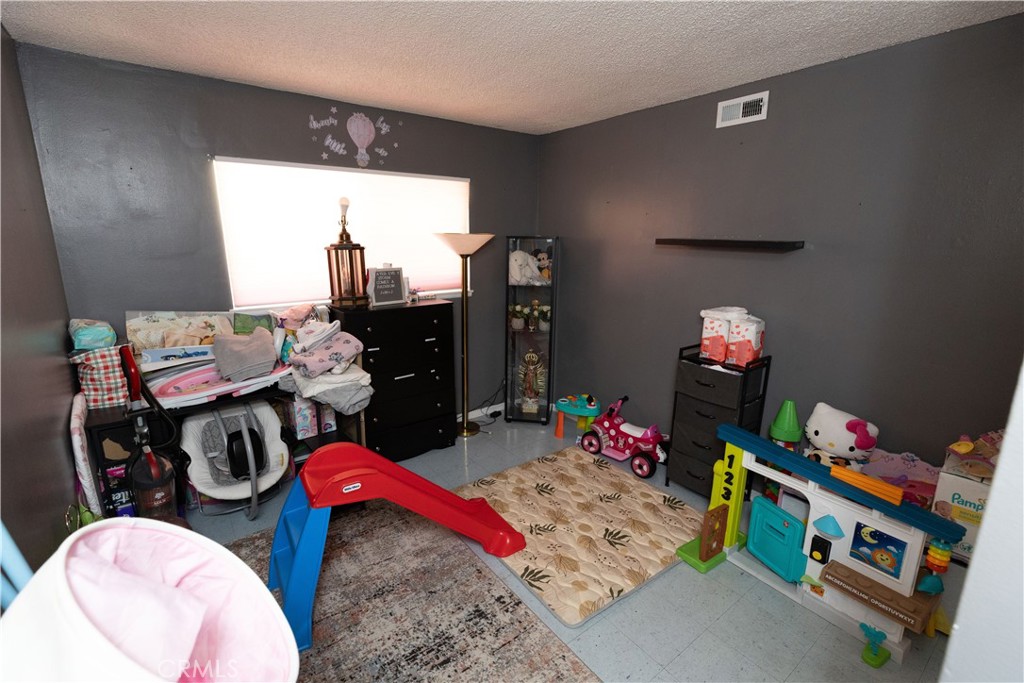 19320 Parthenia Street Property Photo 7