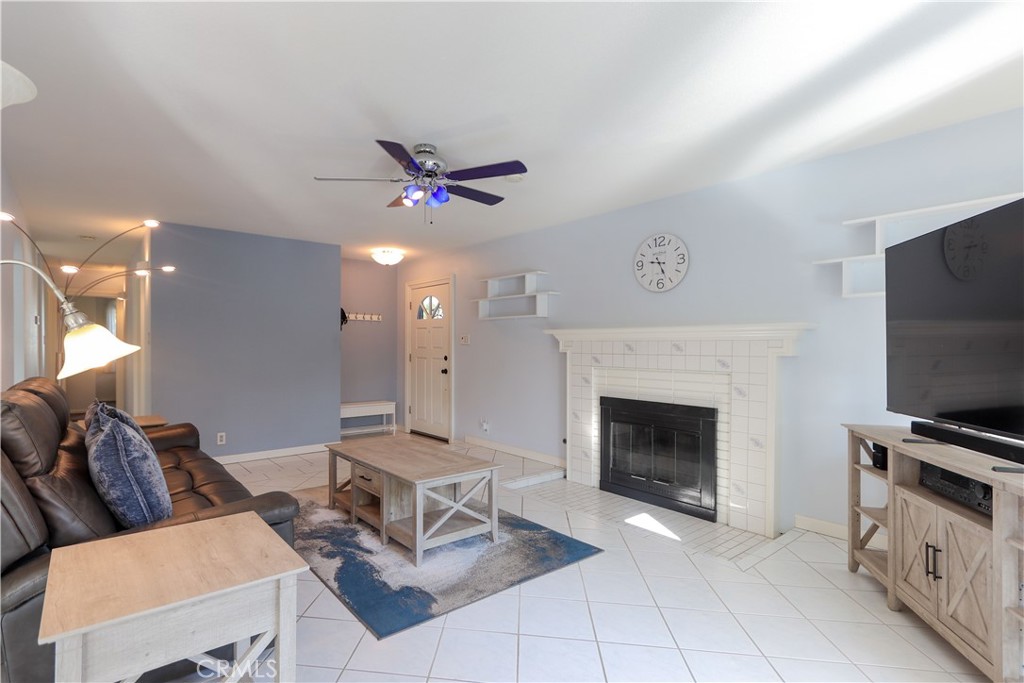 16430 Woodruff St Property Photo 7