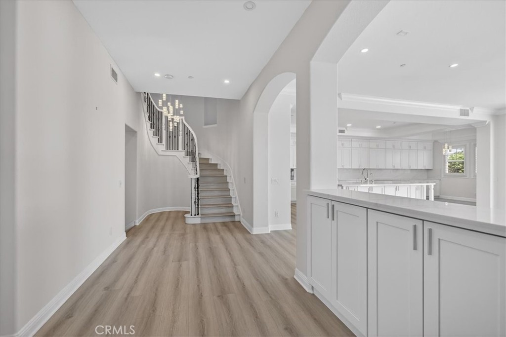 17872 Via Roma Property Photo 8