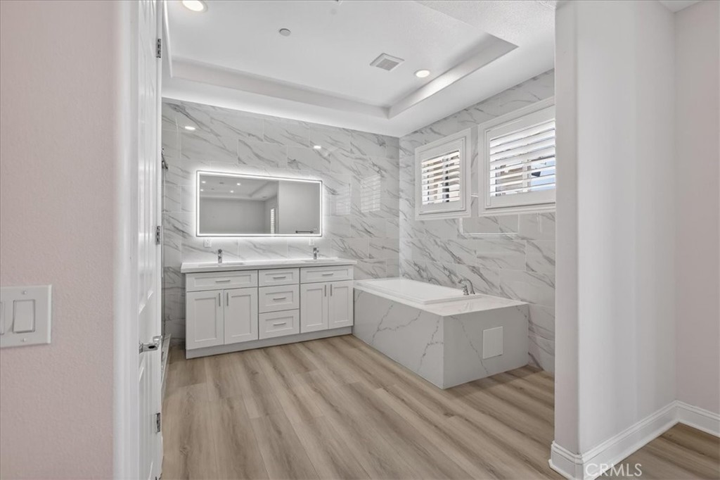 17872 Via Roma Property Photo 51