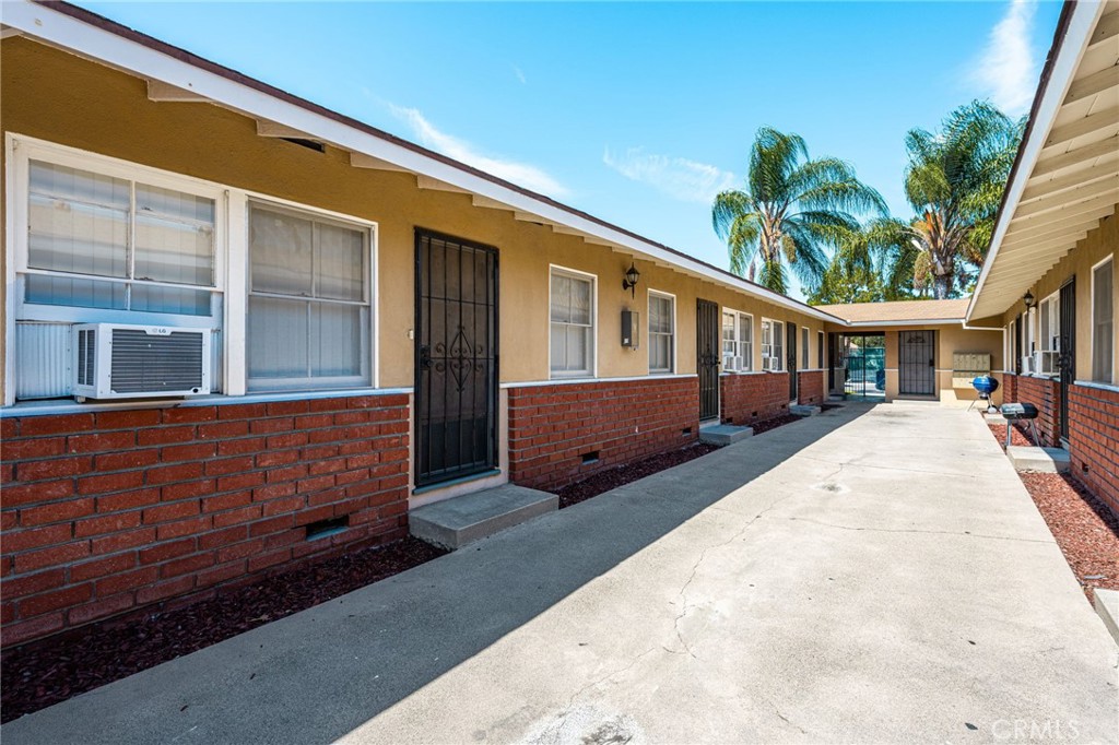 124 W Adele Property Photo 16