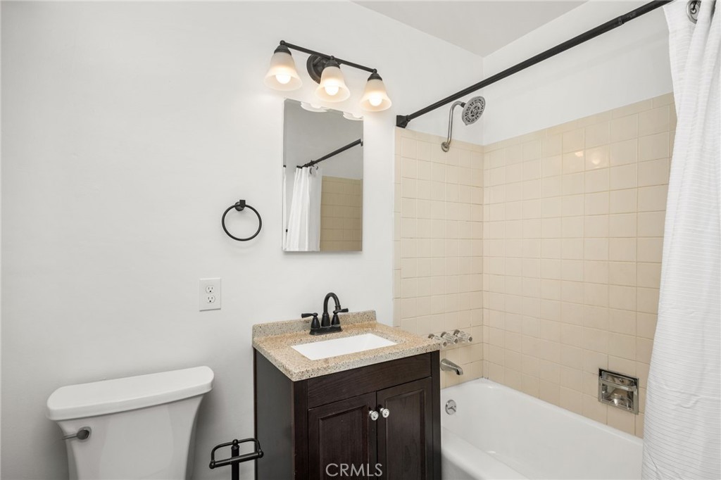 124 W Adele Property Photo 24
