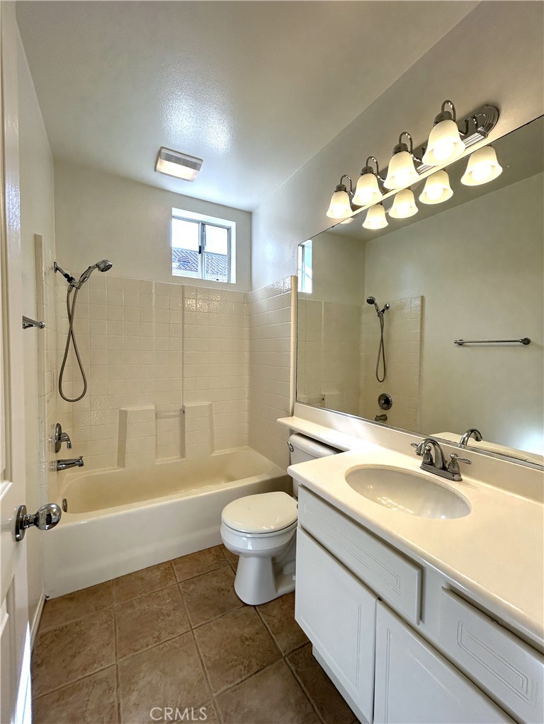 1701 Reggio Aisle Property Photo 7
