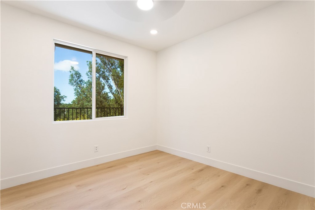 43951 Barletta Property Photo 24