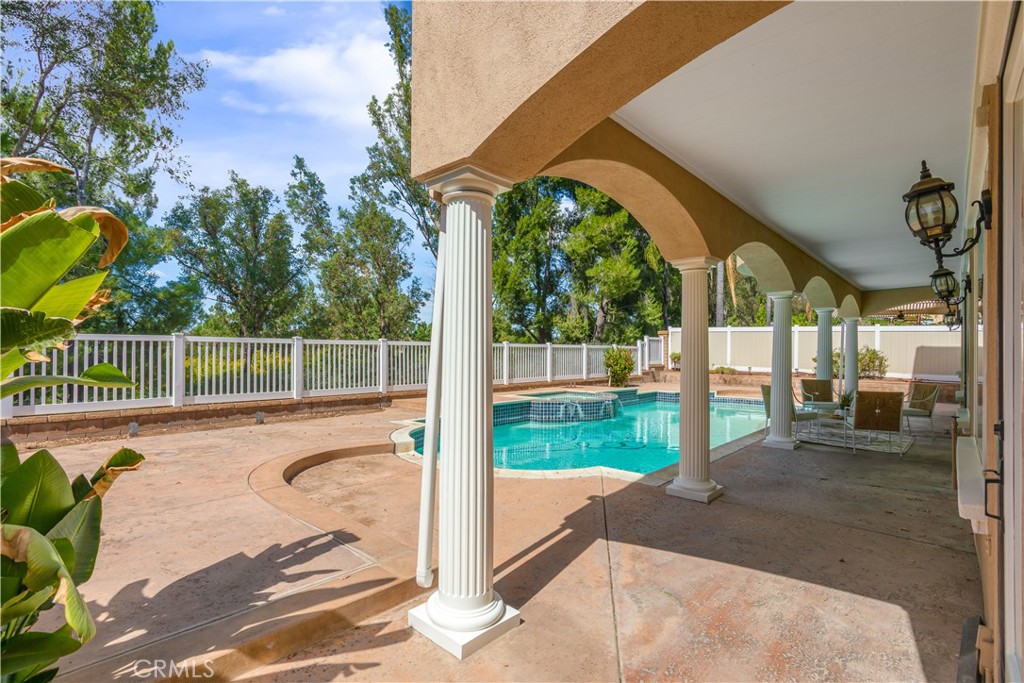 43951 Barletta Property Photo 25
