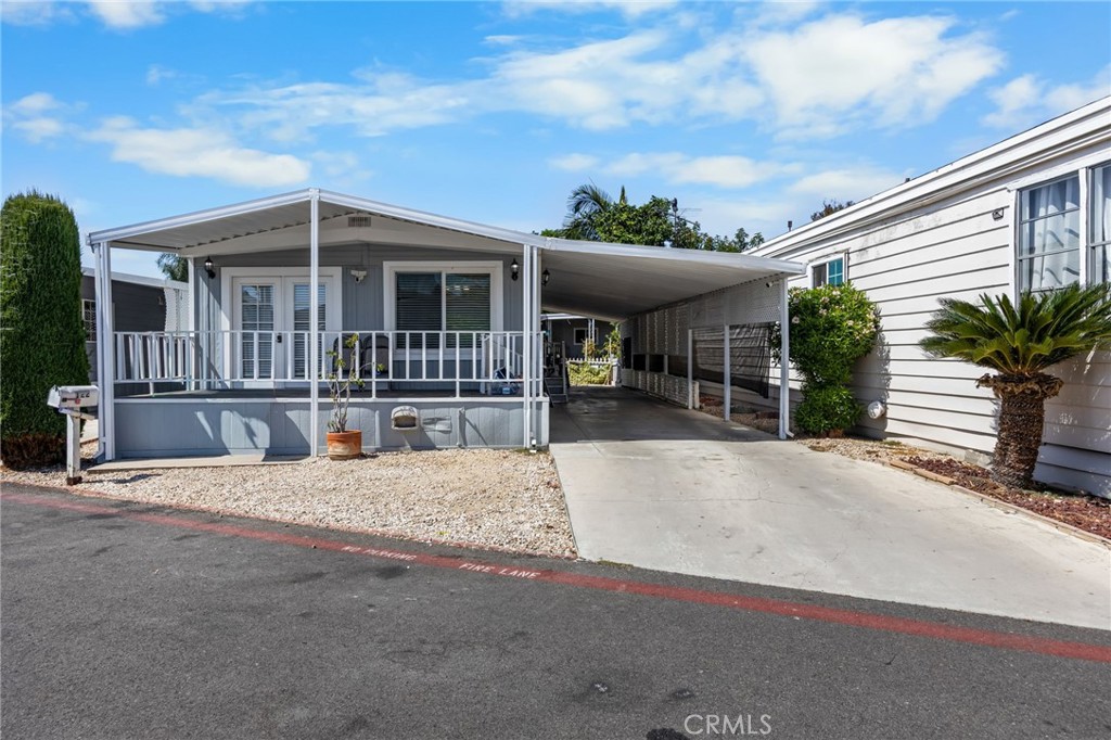 122 S Portola Property Photo 1