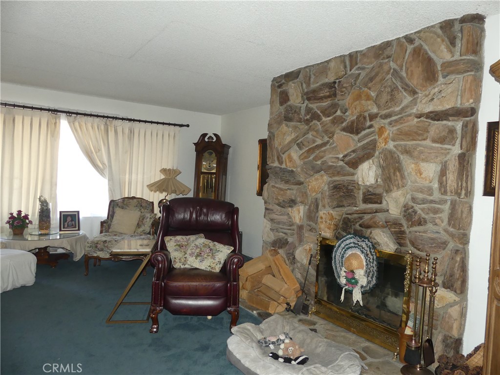 3837 Albury Property Photo 8
