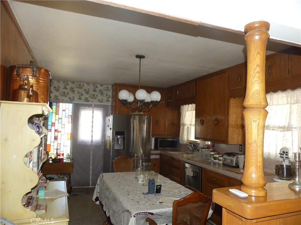 3837 Albury Property Photo 12