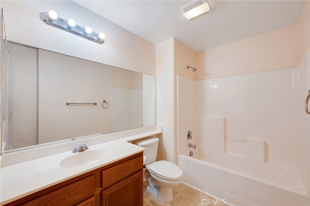 25860 Iris Avenue B Property Photo 20