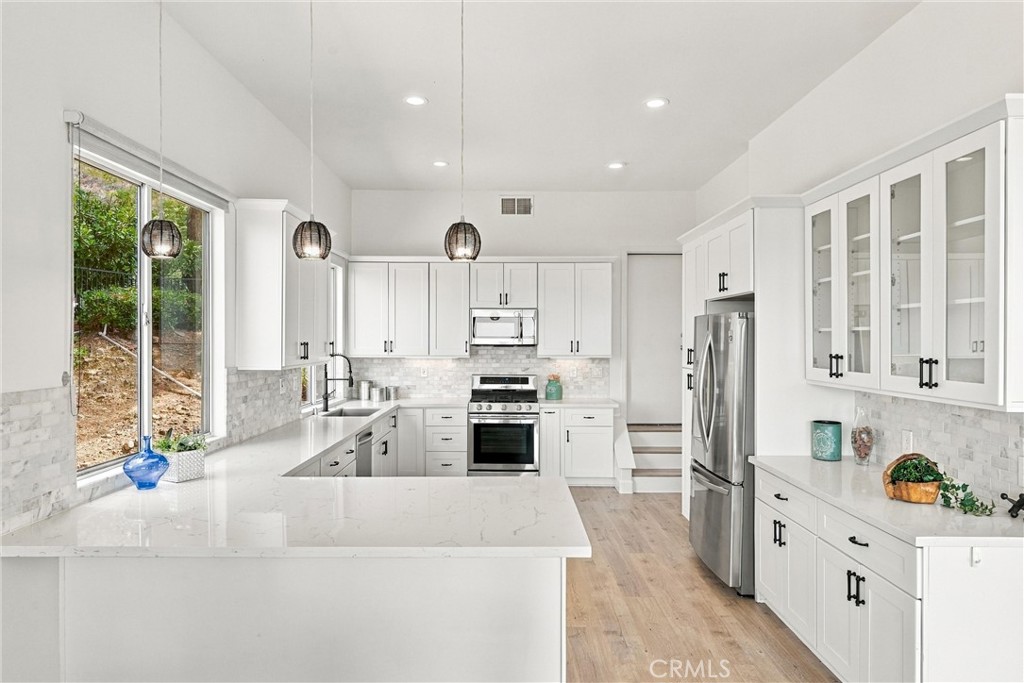 6226 E Cliffway Drive Property Photo 18
