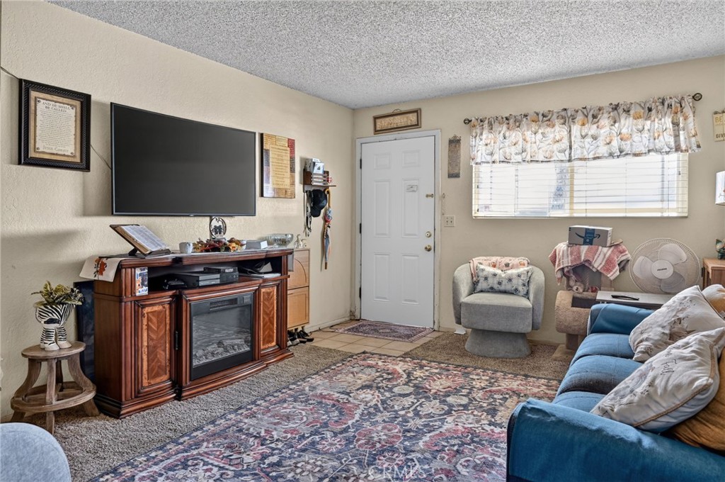14688 Washington Drive Property Photo 6