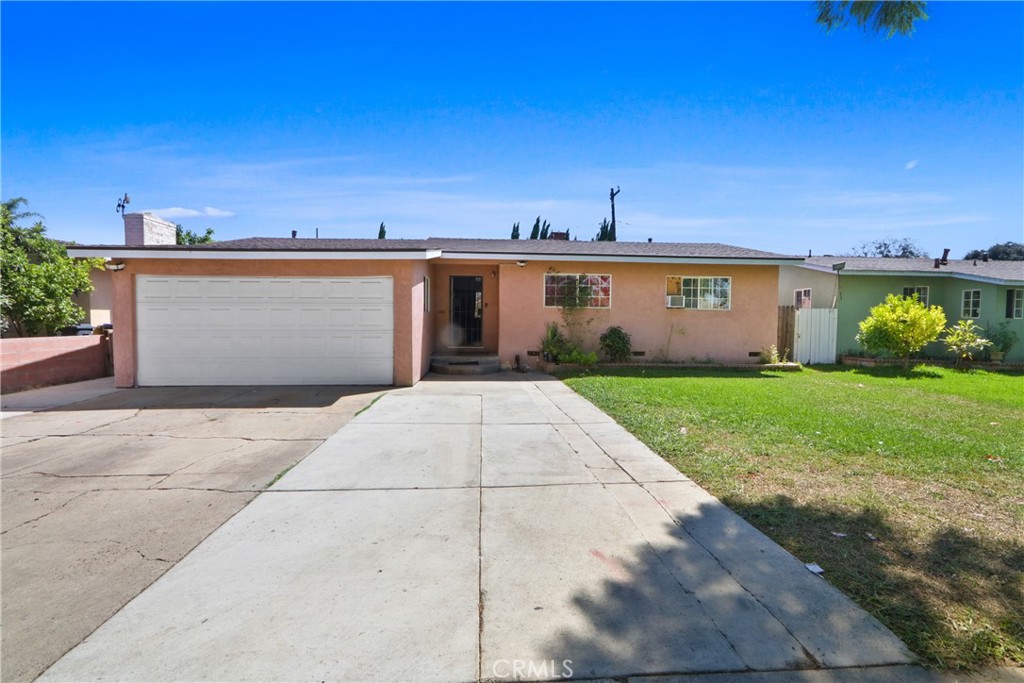1335 S Douglas Street Property Photo 1
