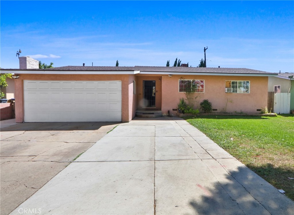 1335 S Douglas Street Property Photo 1