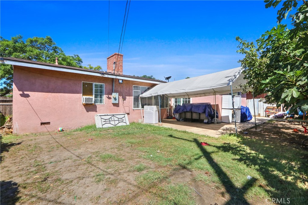1335 S Douglas Street Property Photo 6