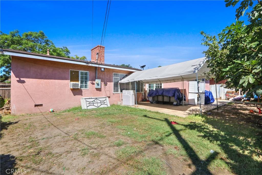 1335 S Douglas Street Property Photo 7